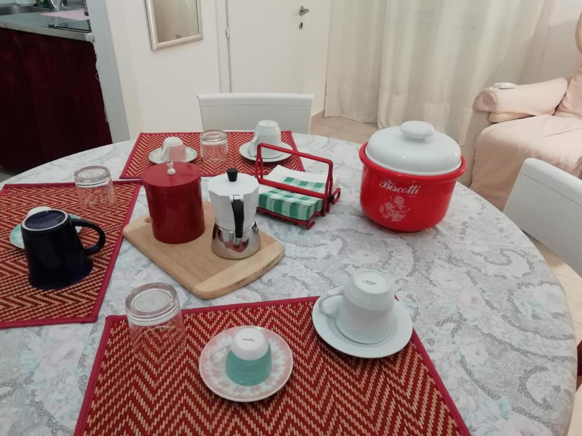 Rosso Quintino Apartment Bari Luaran gambar