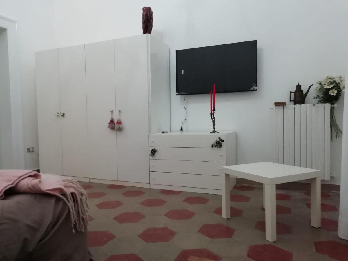 Rosso Quintino Apartment Bari Luaran gambar
